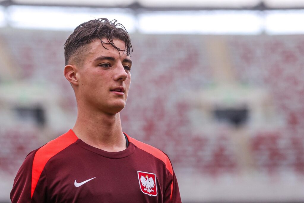 Kacper Urbański w barwach Bologni